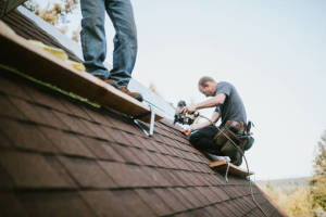 Local Roofers in Crawfordsville, AR